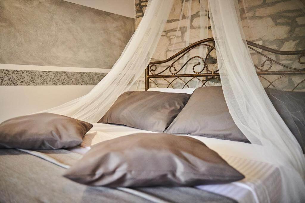 Bed&Breakfast Konoba Pjero Buje Eksteriør billede
